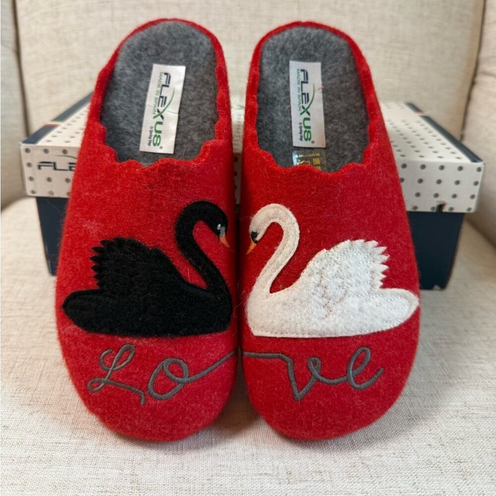 Flexus Spring Step Swanlove Felt Indoor/Outdoor Slippers Red 36 US 5.5 6 New NIB